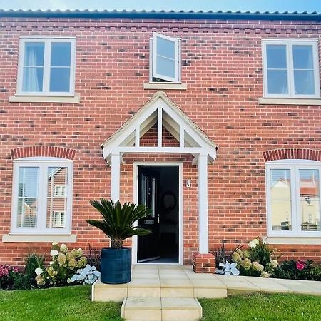 Stunning! Beautiful Contemporary Property In Holt, Norfolk โฮลท์ ภายนอก รูปภาพ